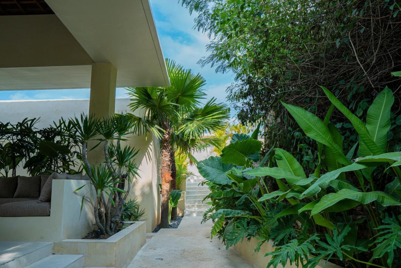Olea Villas Resort Kuta  Exteriör bild