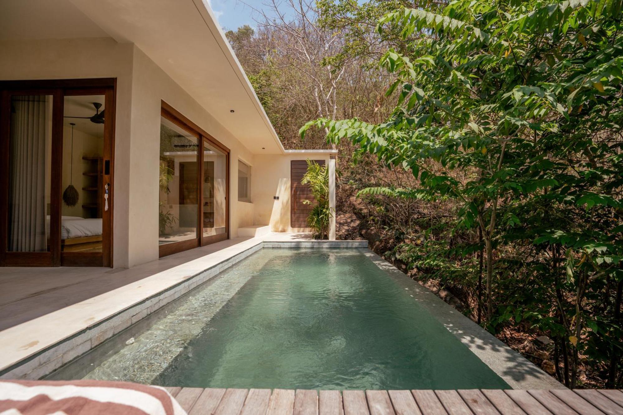 Olea Villas Resort Kuta  Exteriör bild