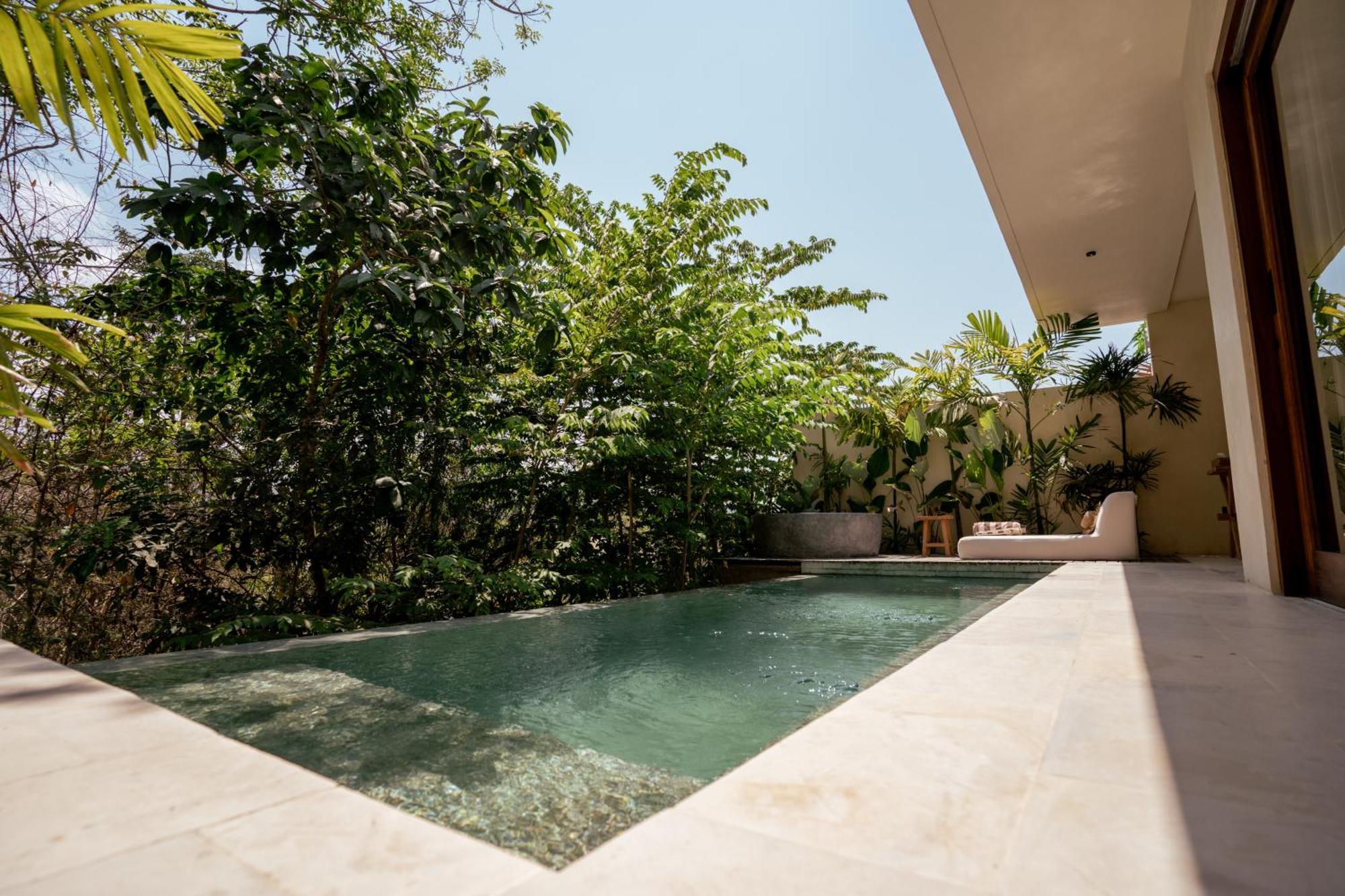 Olea Villas Resort Kuta  Exteriör bild